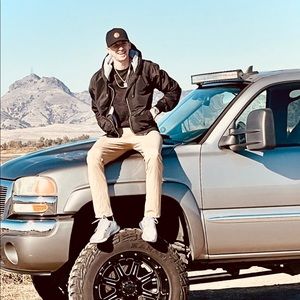 Meet your Posher, Jordan